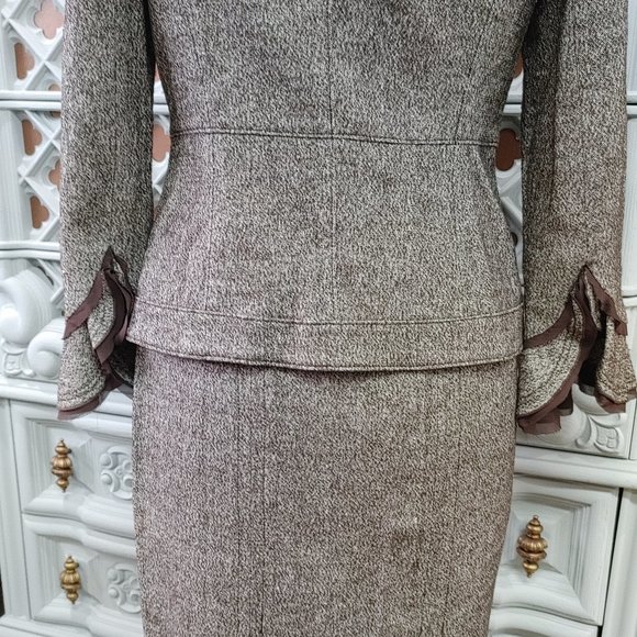 Woman's 3 Piece Suit - Picture 3 of 13